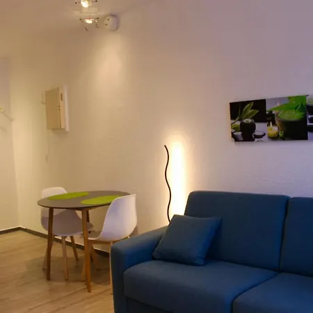 Modern studio proche centre CHAMONIX Extérieur photo
